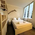 La Double Parenthese Tamisee A Village Apartment Bormes-les-Mimosas