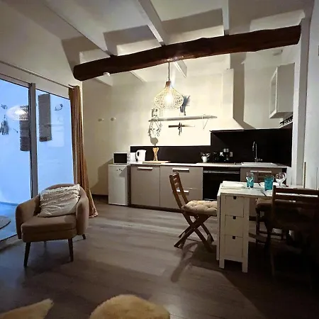 Apartment La Double Parenthese Tamisee A Village