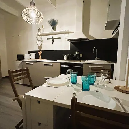 Apartment La Double Parenthese Tamisee A Village Bormes-les-Mimosas